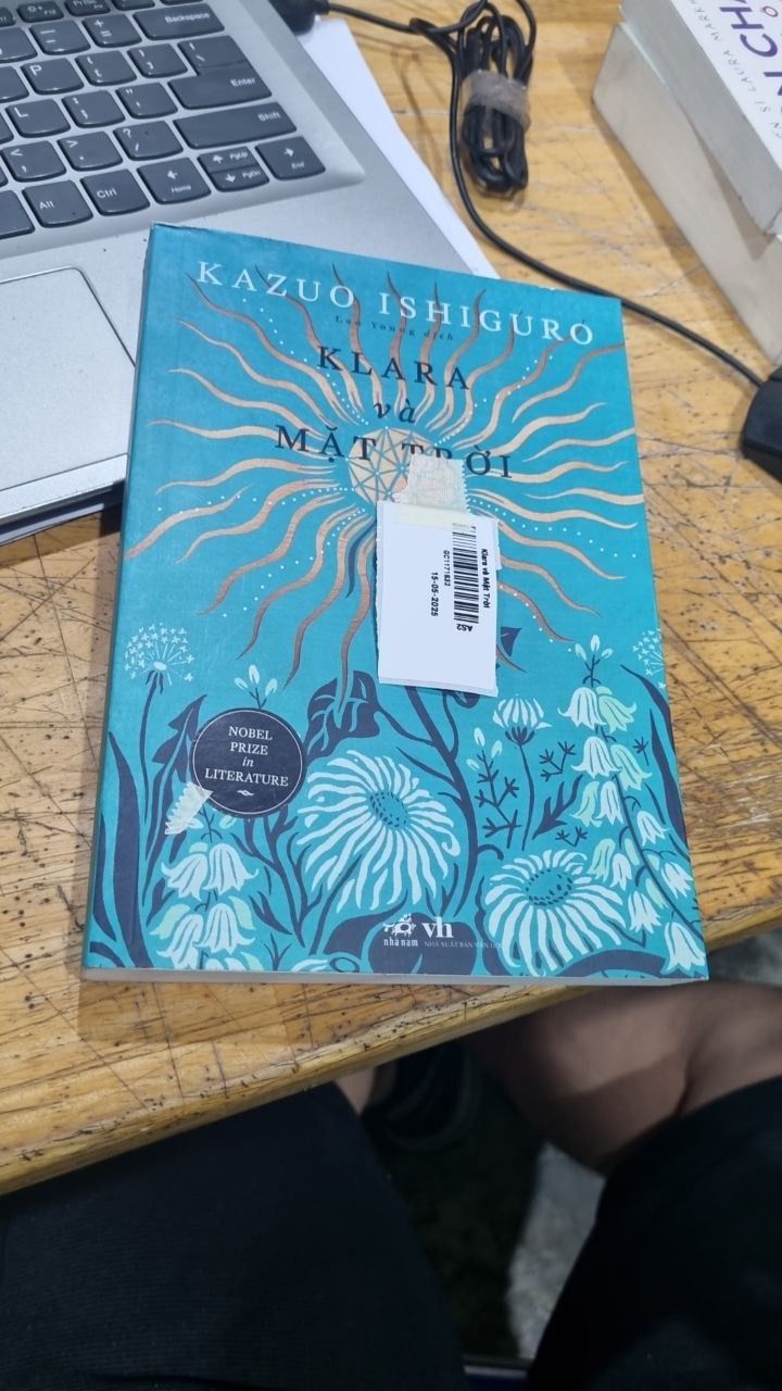 Klara và Mặt Trời