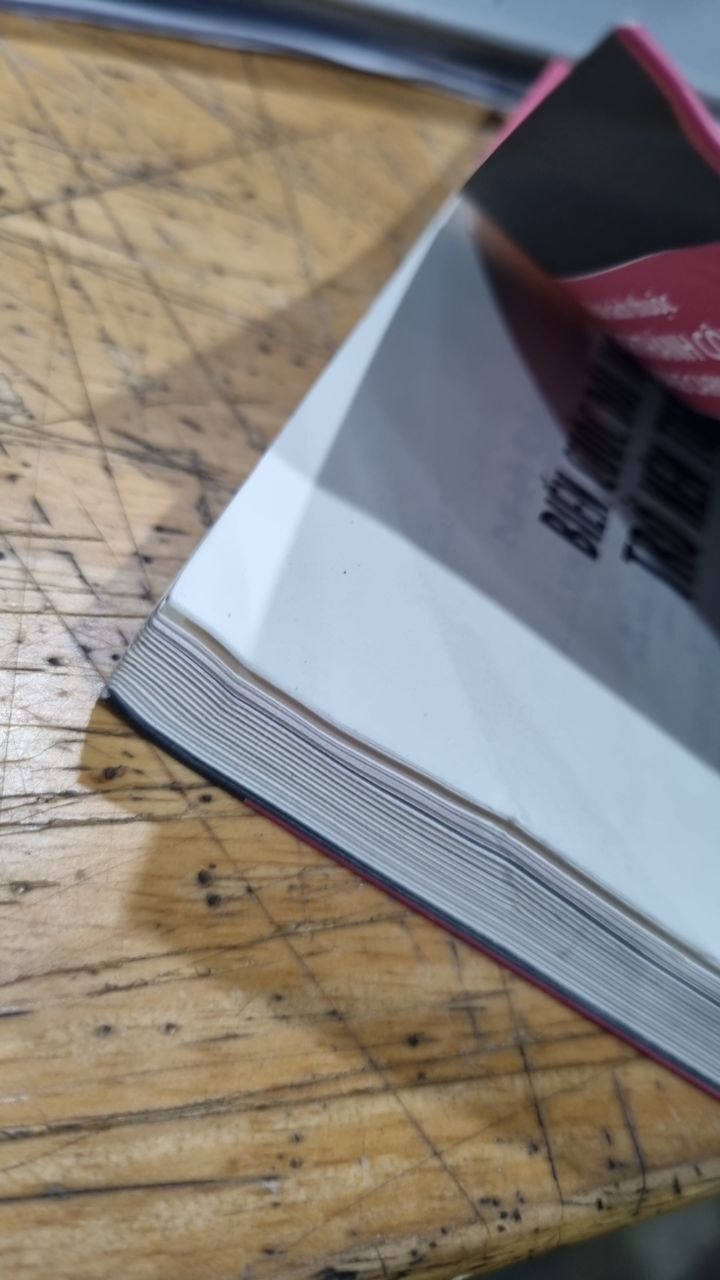 Biến Cuộc Đời Ngắn Ngủi Trở Nên Tuyệt Vời - Life Is Short Make It Great (Tái Bản)