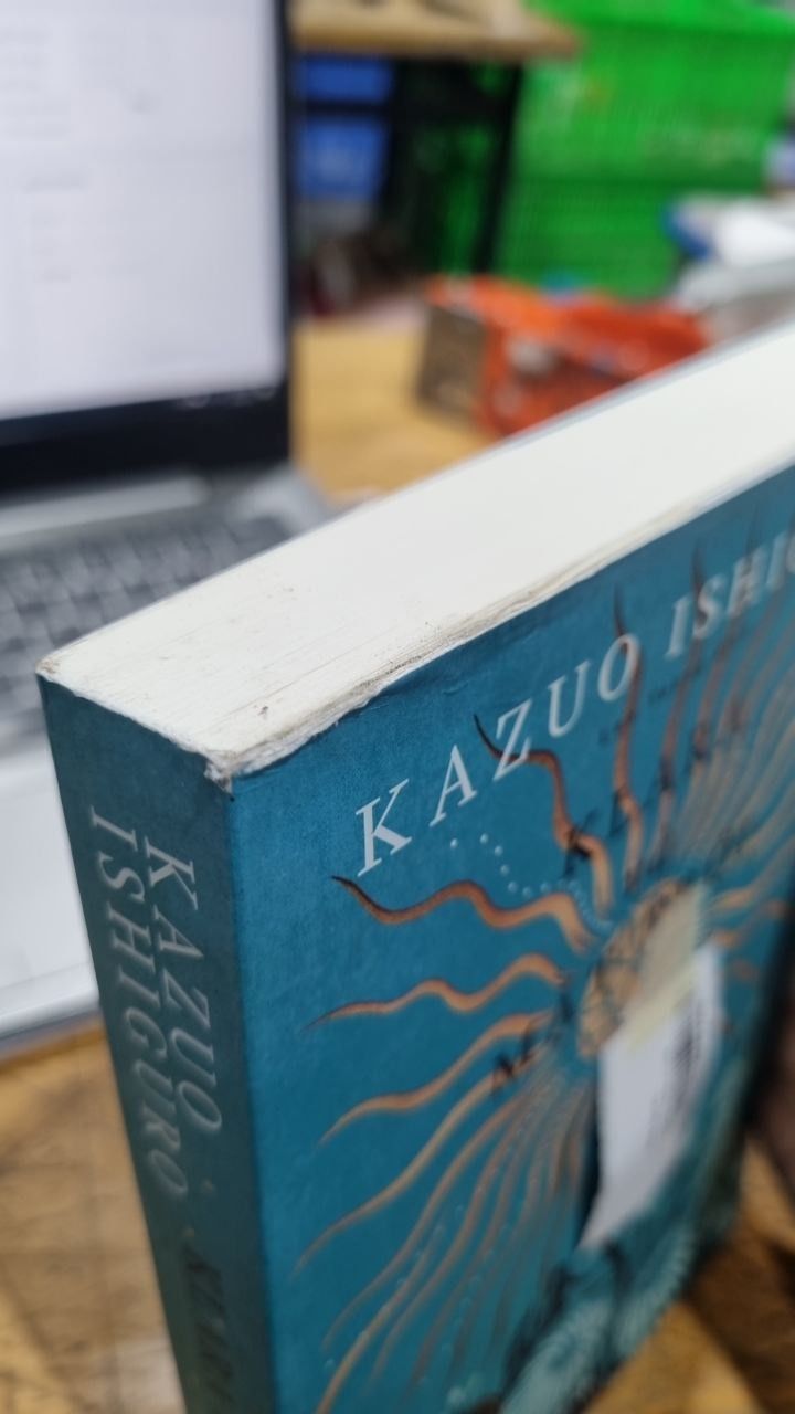 Klara và Mặt Trời