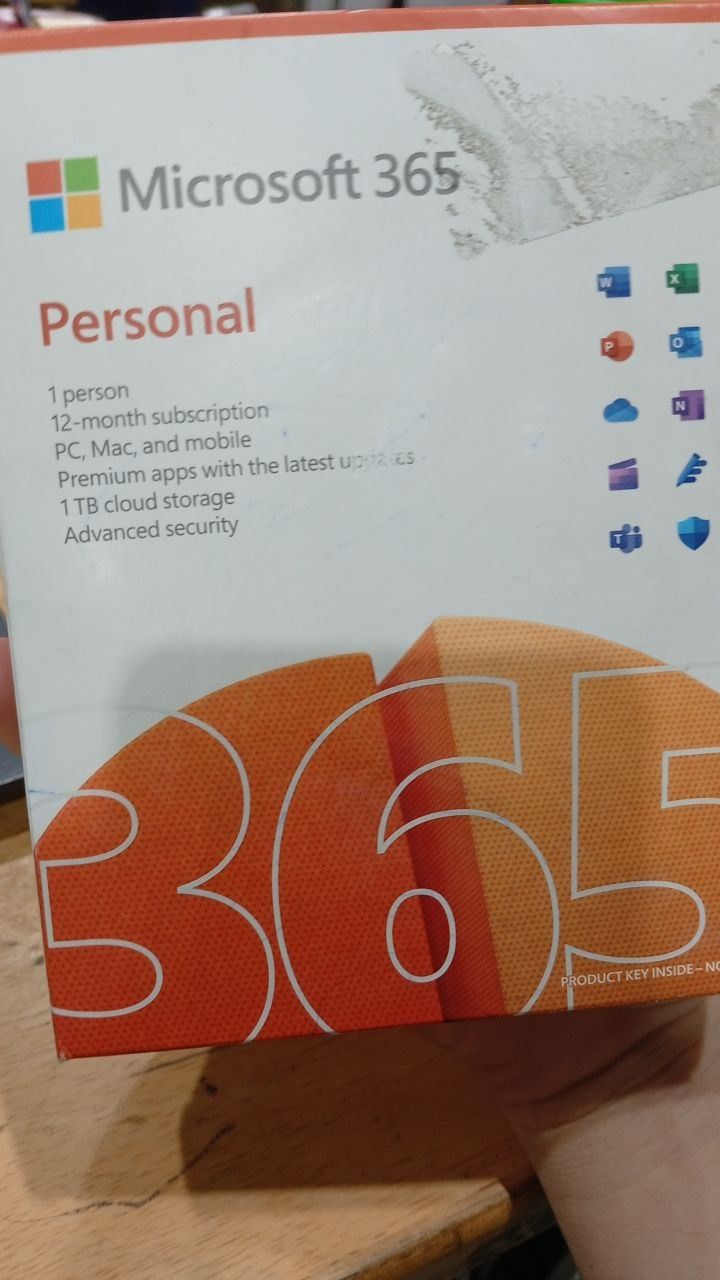 Phần mềm Microsoft 365 Personal  | 12 tháng | Dành cho 1 người | 5 thiết bị/tài khoản | Word, Excel, PowerPoint | 1TB OneDrive