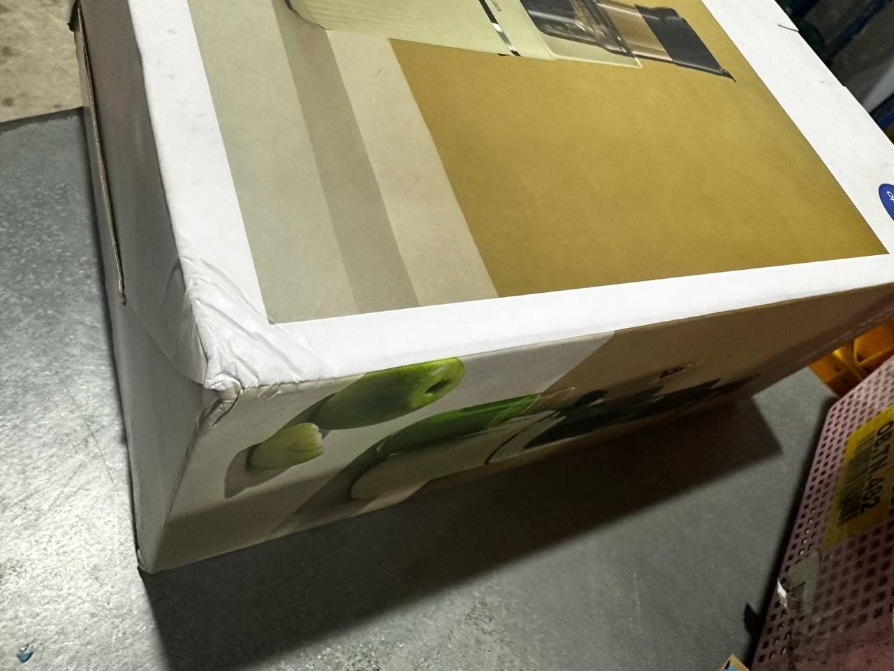 Máy ép chậm Locknlock EJJ421IVY Slow juicer - Dung tích 0.8L, 200W, 220-240V, 50Hz - Hàng chính hãng