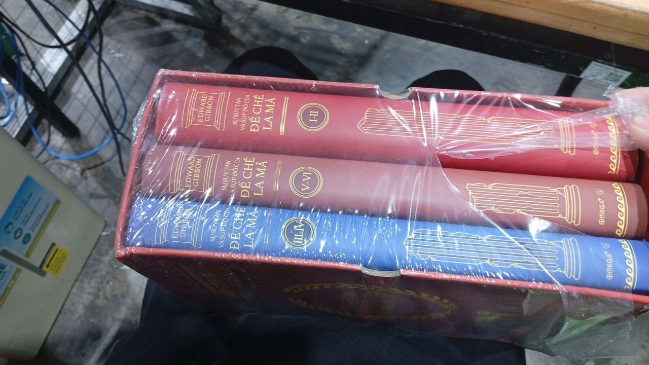 Bộ Sách Sự Suy Tàn Và Sụp Đổ Của Đế Chế La Mã