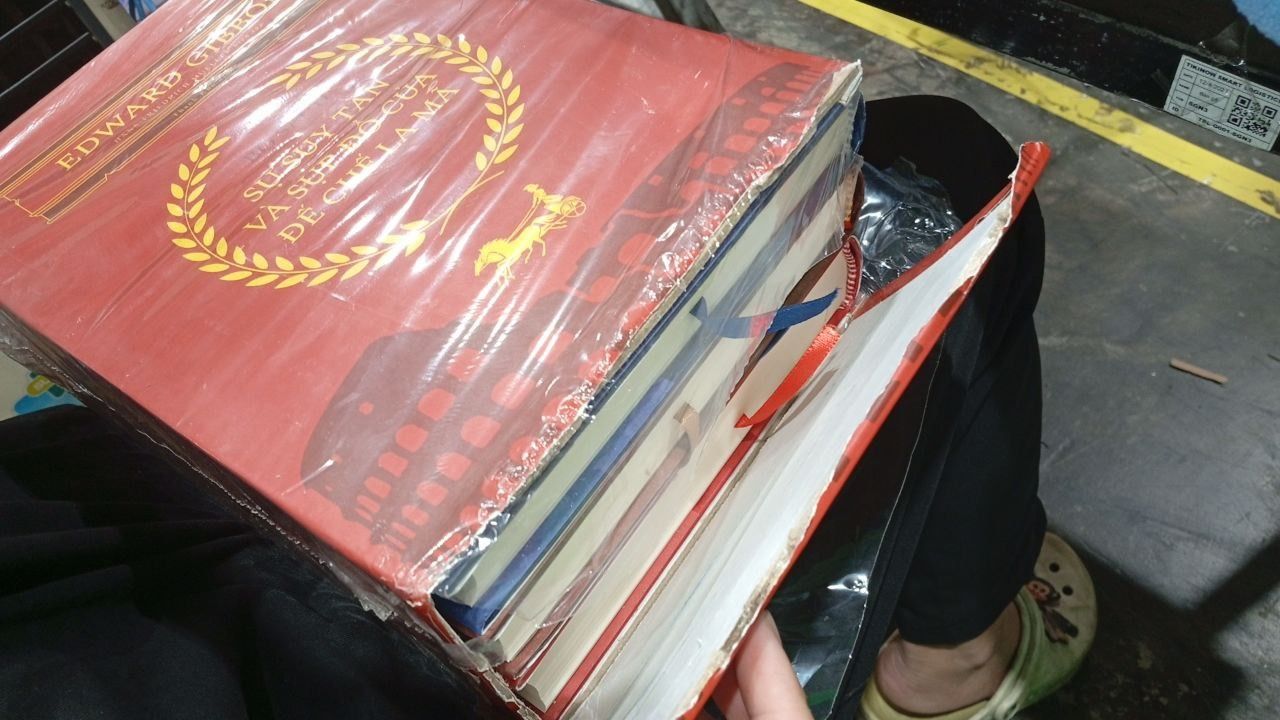 Bộ Sách Sự Suy Tàn Và Sụp Đổ Của Đế Chế La Mã