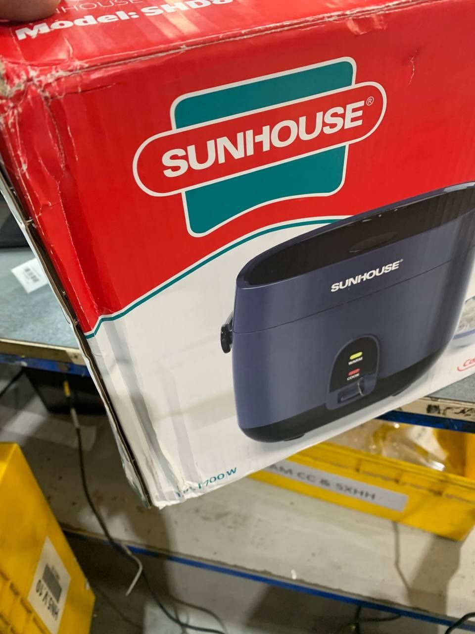 NỒI CƠM ĐIỆN 1.8L SUNHOUSE SHD8611N (700W)- Hàng chính hãng