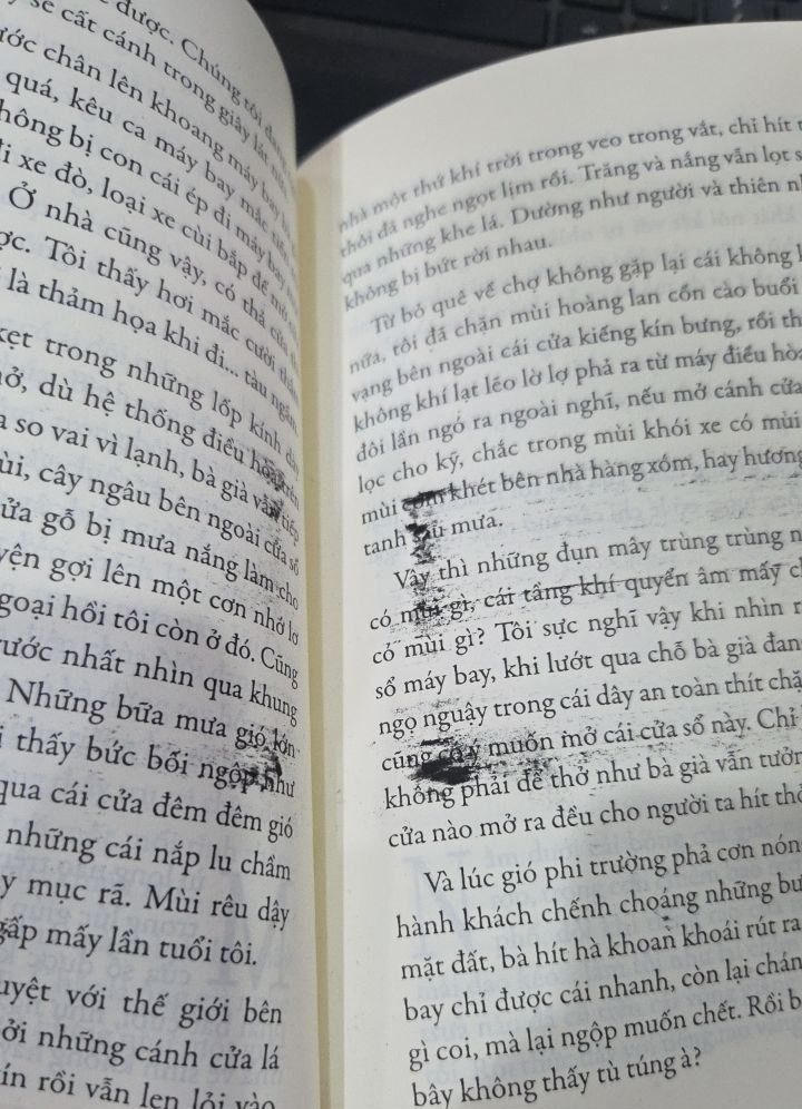 Sách Gáy Người Thì Lạnh (Tái Bản 2022)