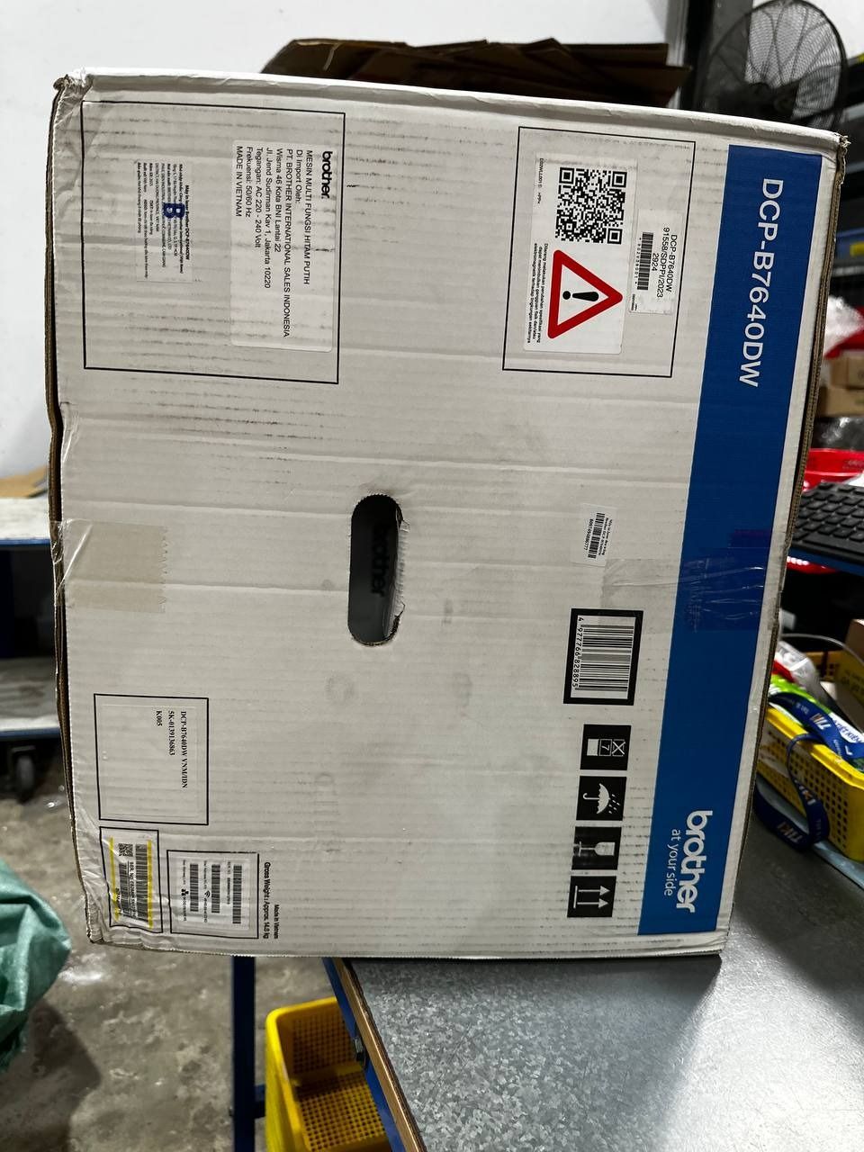Máy in laser đen trắng Brother DCP-B7640DW (A4/A5/ In/ Copy/ Scan/ Đảo mặt/ ADF/ USB/ LAN/ WIFI) - Hàng Chính Hãng