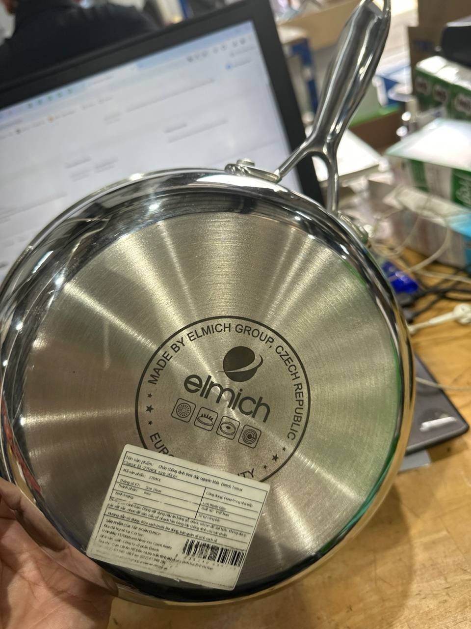 Chảo chống dính Inox dập nguyên khối Elmich Trimax Classic EL-2704OL size 20cm