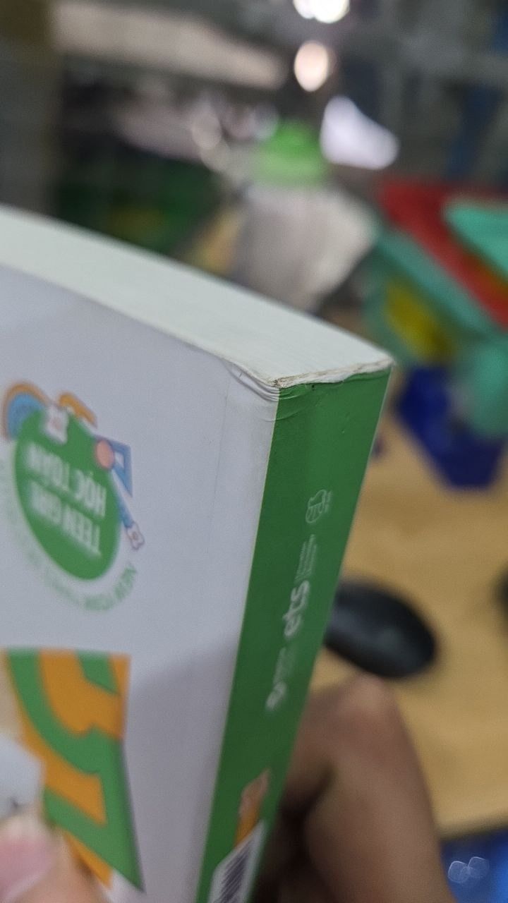 Sách Teen Girl Học Toán Girls Get Curves - Toán Học Có Dáng Hình