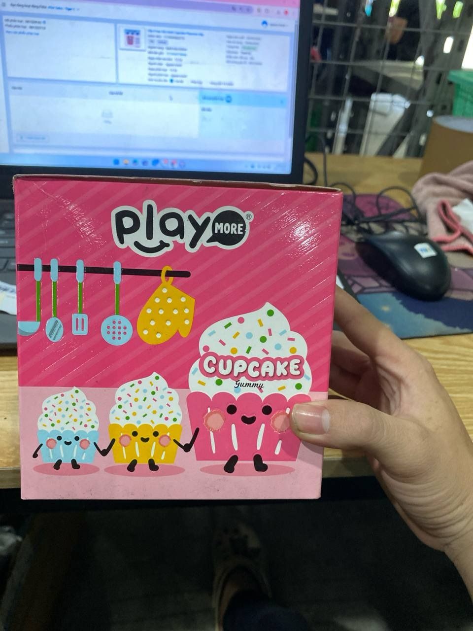 Hộp 8 Kẹo Dẻo Bánh Cupcake Playmore 48g