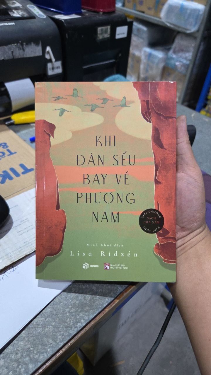 Sách Khi Đàn Sếu Bay Về Phương Nam