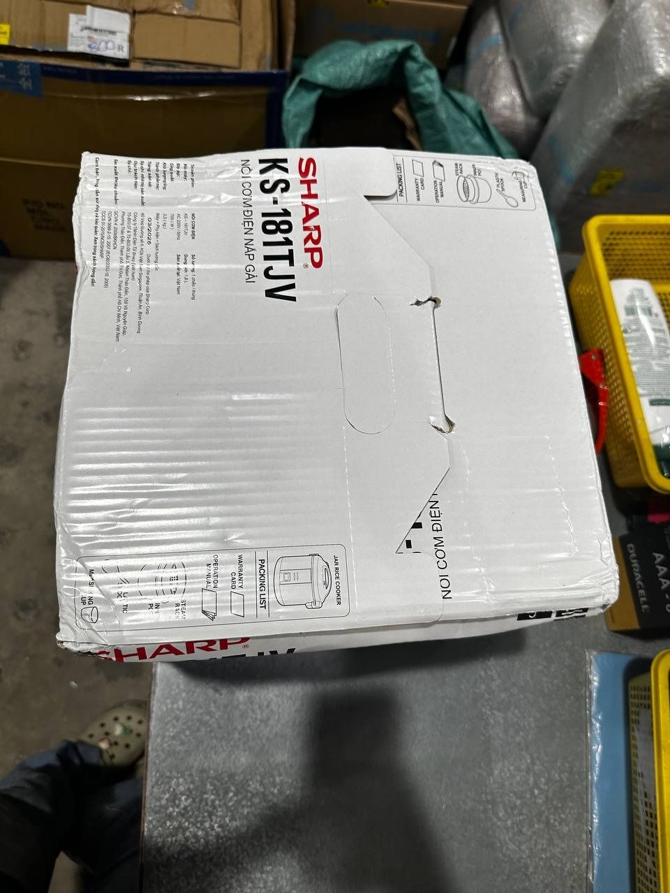Nồi Cơm Điện Nắp Gài Sharp KS-181TJV - 1.8 L - Hàng chính hãng