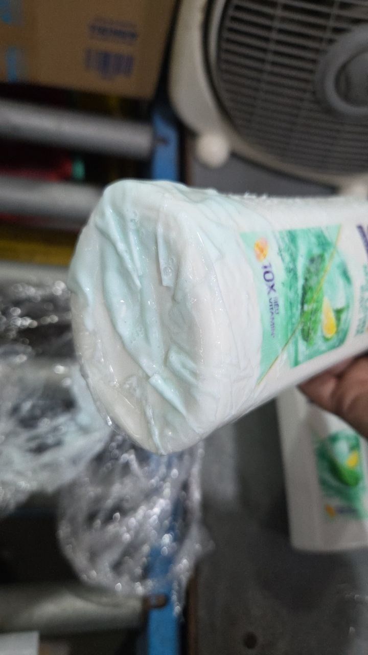 Combo 2 Dầu Gội Clear Sạch Gàu Dầu Gội Sạch Gàu Mát Lạnh Bạc Hà 3X Sức Mạnh Đánh Bay Gàu, Ngứa, Vi Khuẩn 630g
