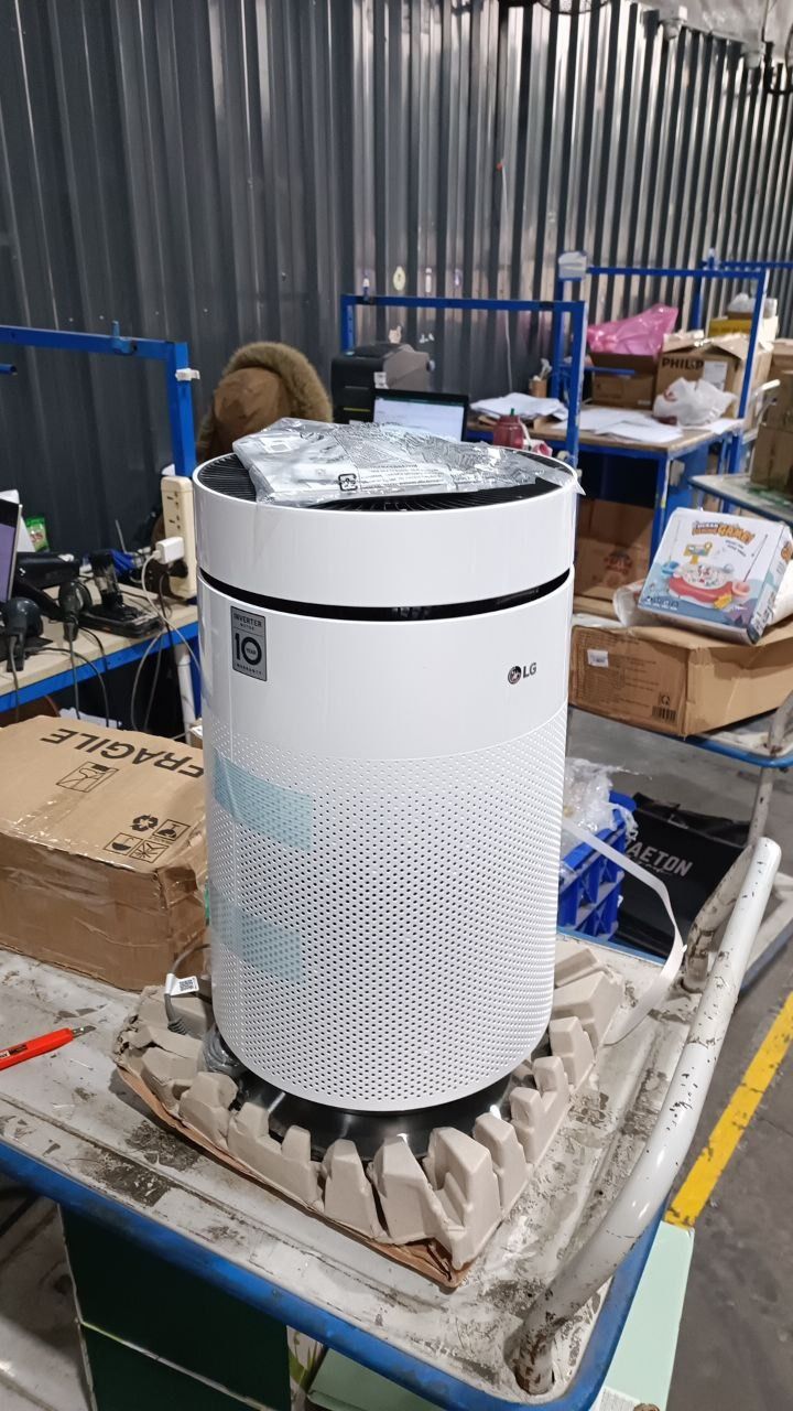 Máy lọc không khí LG PuriCare AS65GDWH0.ABAE - Màu trắng - Hàng chính hãng