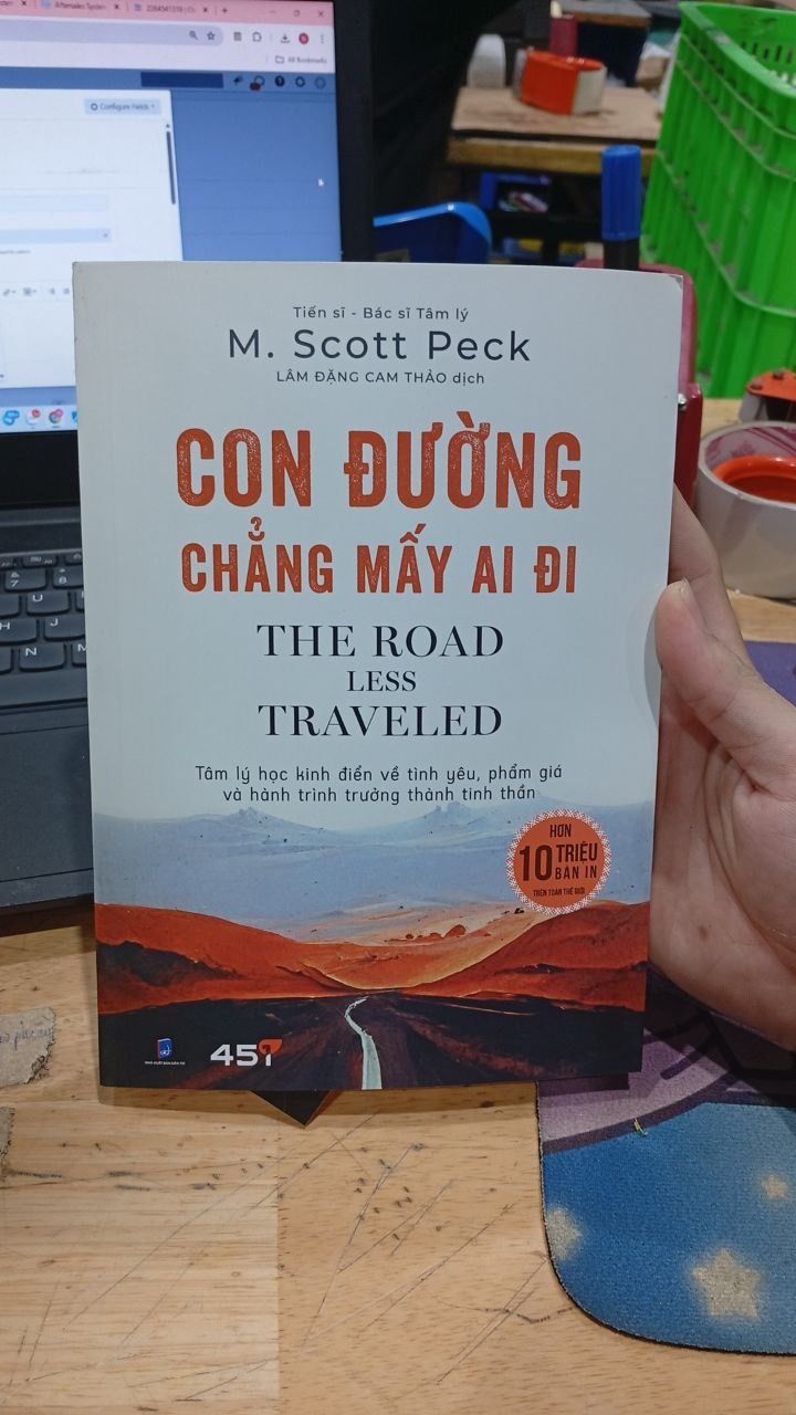 Con Đường Chẳng Mấy Ai Đi