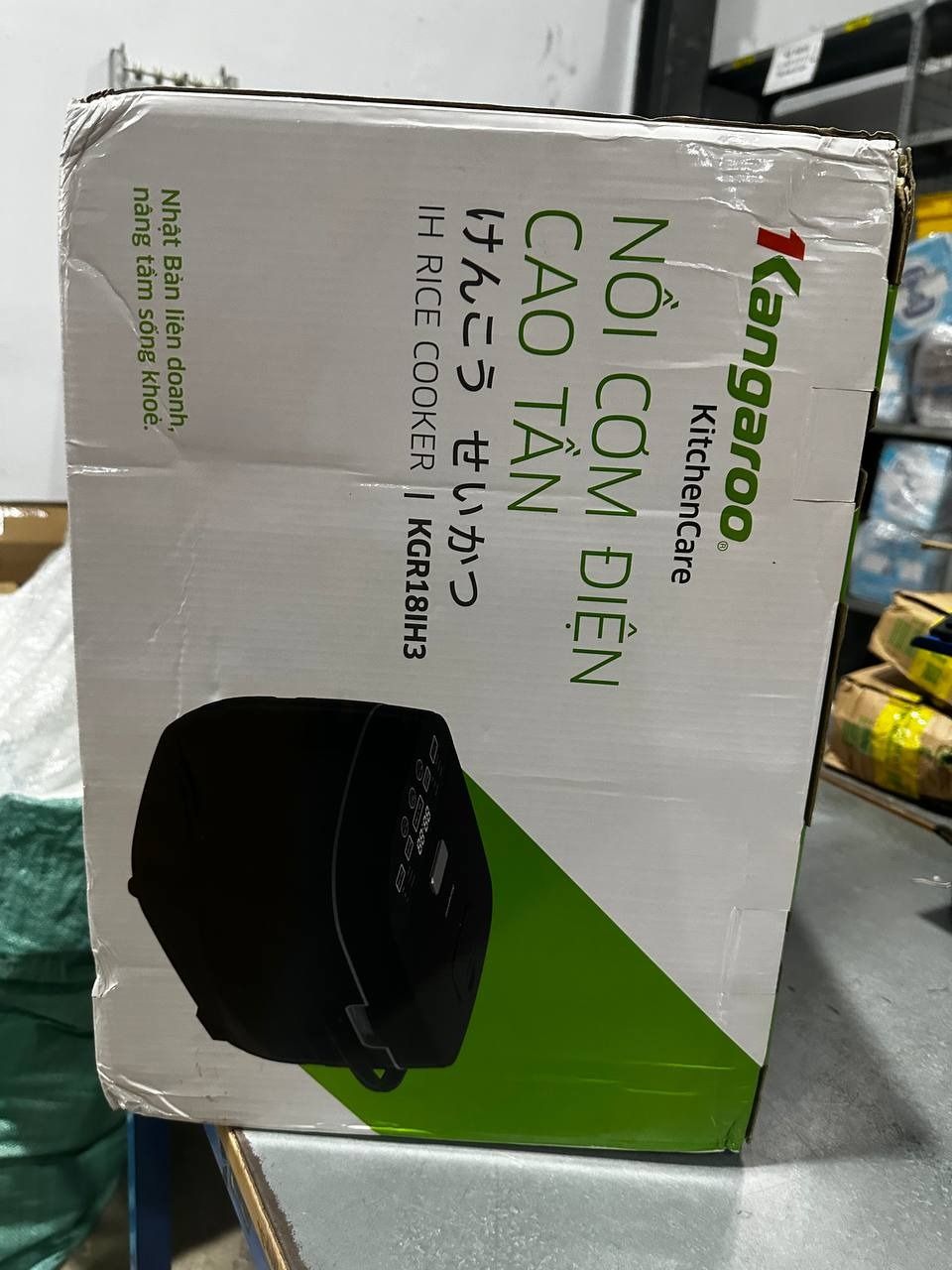 Nồi cơm điện cao tần Kangaroo, model KGR18IH3, dung tích 1,8L, công nghệ gia nhiệt cao tần IH hiện đại, 12 chức năng nấu đa dạng - Hàng chính hãng