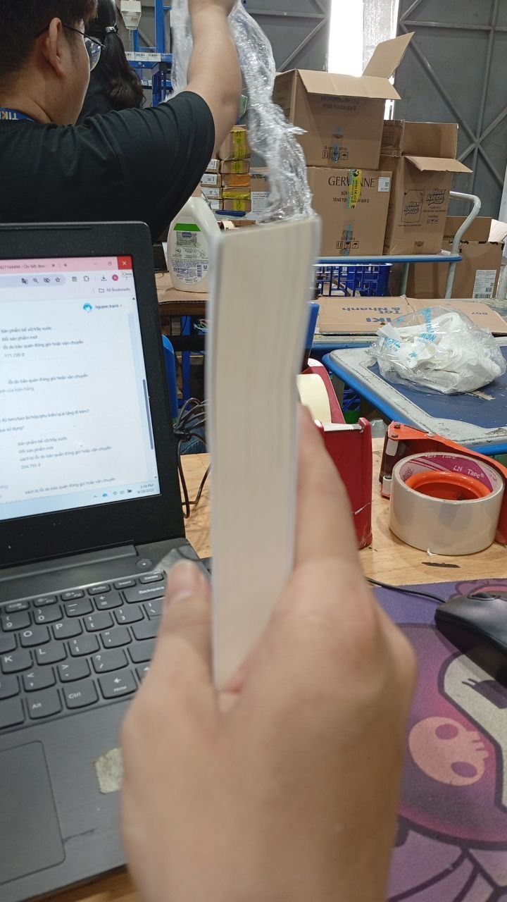 Tính Chuyên Chế Của Chế Độ Nhân Tài