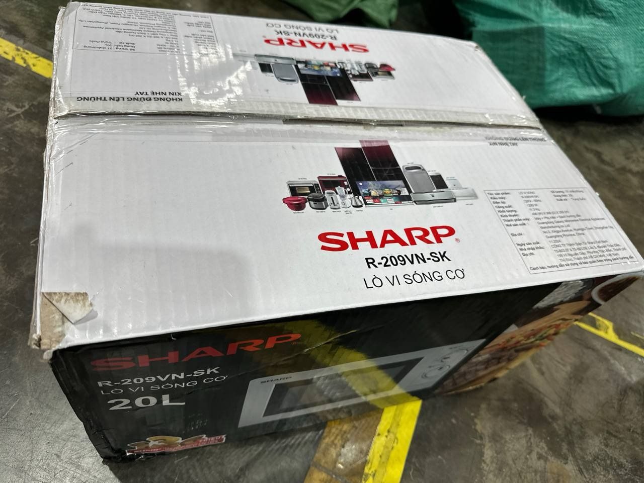 Lò Vi Sóng Sharp R-209VN-SK (20 lít) - Hàng Chính Hãng