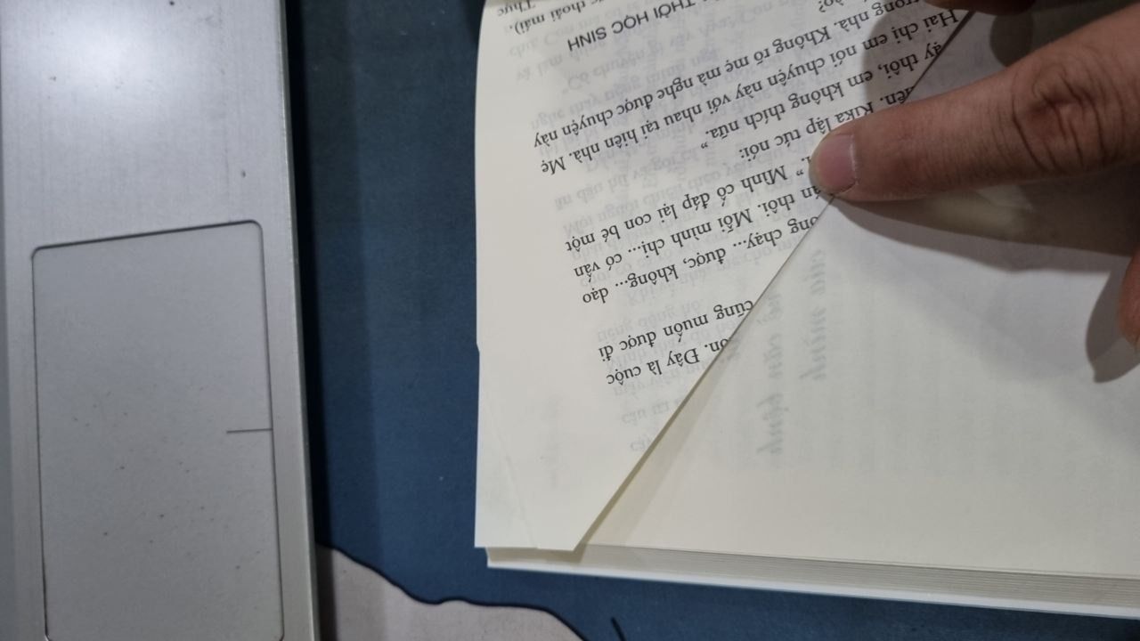 Một Lít Nước Mắt (Tái Bản 2019)