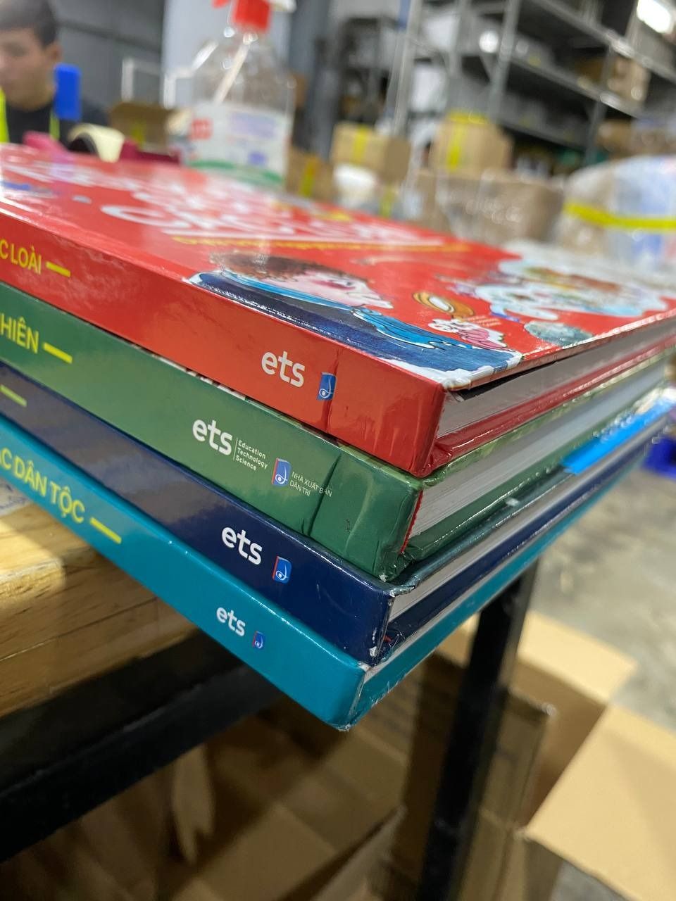 Tri Thức Kinh Điển Bằng Tranh - Nguồn Gốc Các Loài