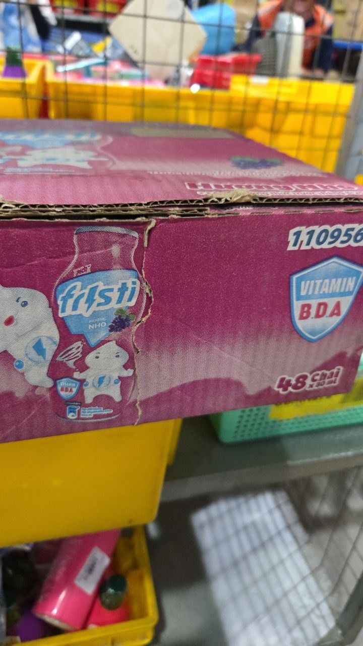 Thùng 48 chai sữa chua uống hương nho Fristi 80ml