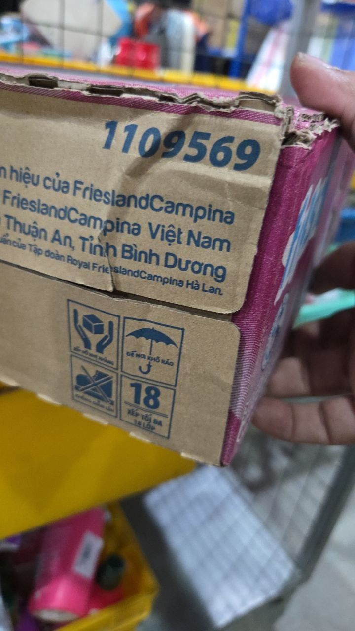 Thùng 48 chai sữa chua uống hương nho Fristi 80ml