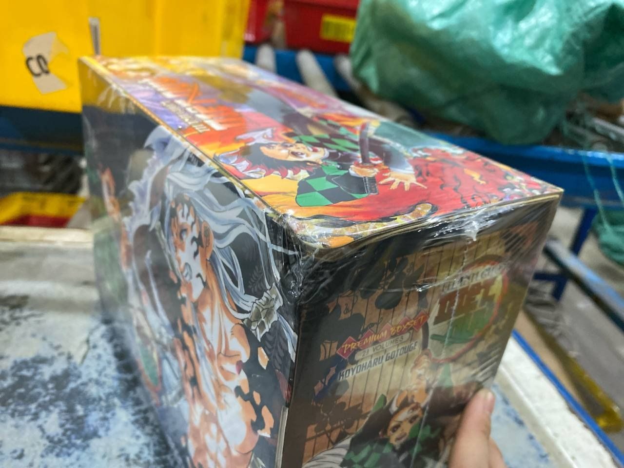 Premium Boxset Thanh Gươm Diệt Quỷ - Kimetsu No Yaiba (Hộp 23 Tập) - Bản Full Quà