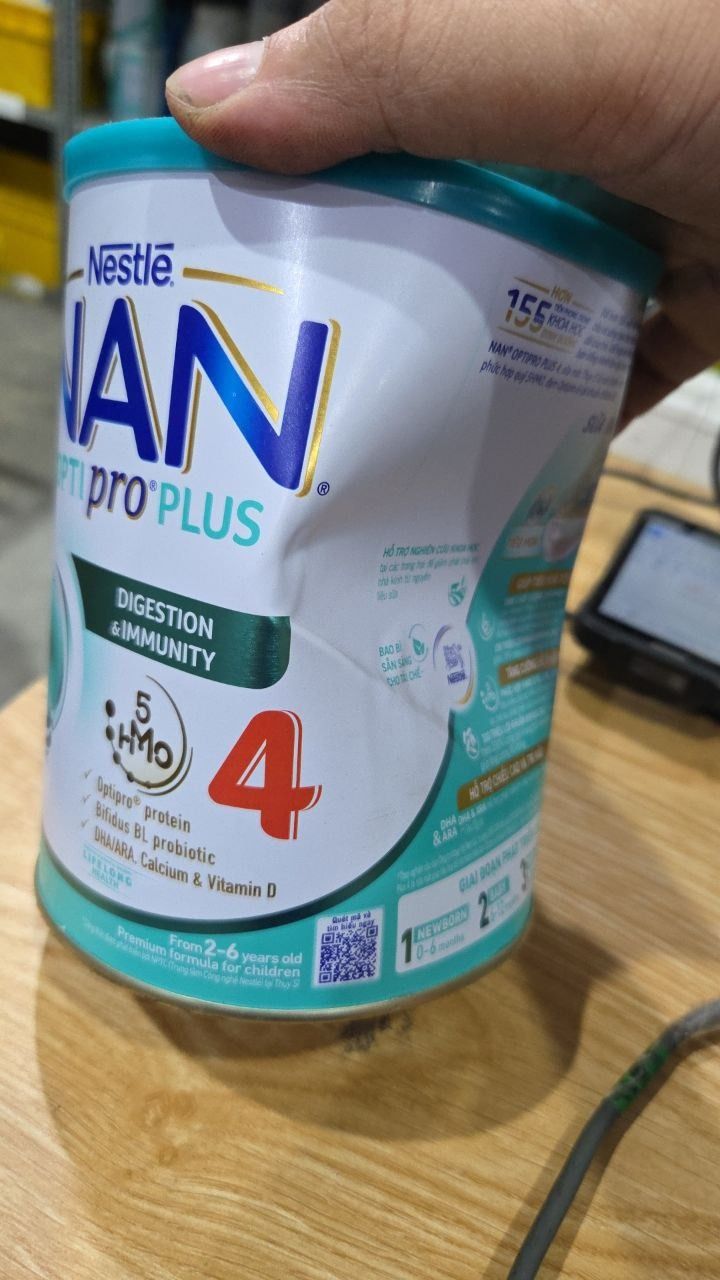 Sữa bột Nestlé NAN OPTIPRO PLUS 4 800g/lon với 5HMO Giúp tiêu hóa tốt + Tăng cường đề kháng  - Bé 2-6 tuổi