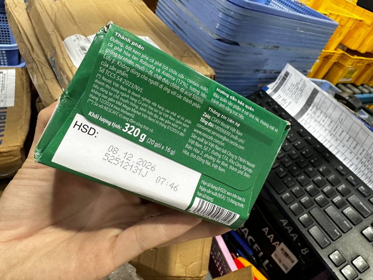 Cà phê hoà tan NESCAFÉ 3IN1 VỊ RANG ĐẬM - công thức cải tiến (hộp 20 gói x 16g)