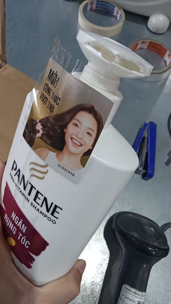 Dầu Gội Pantene Ngăn Rụng Tóc - 650ML