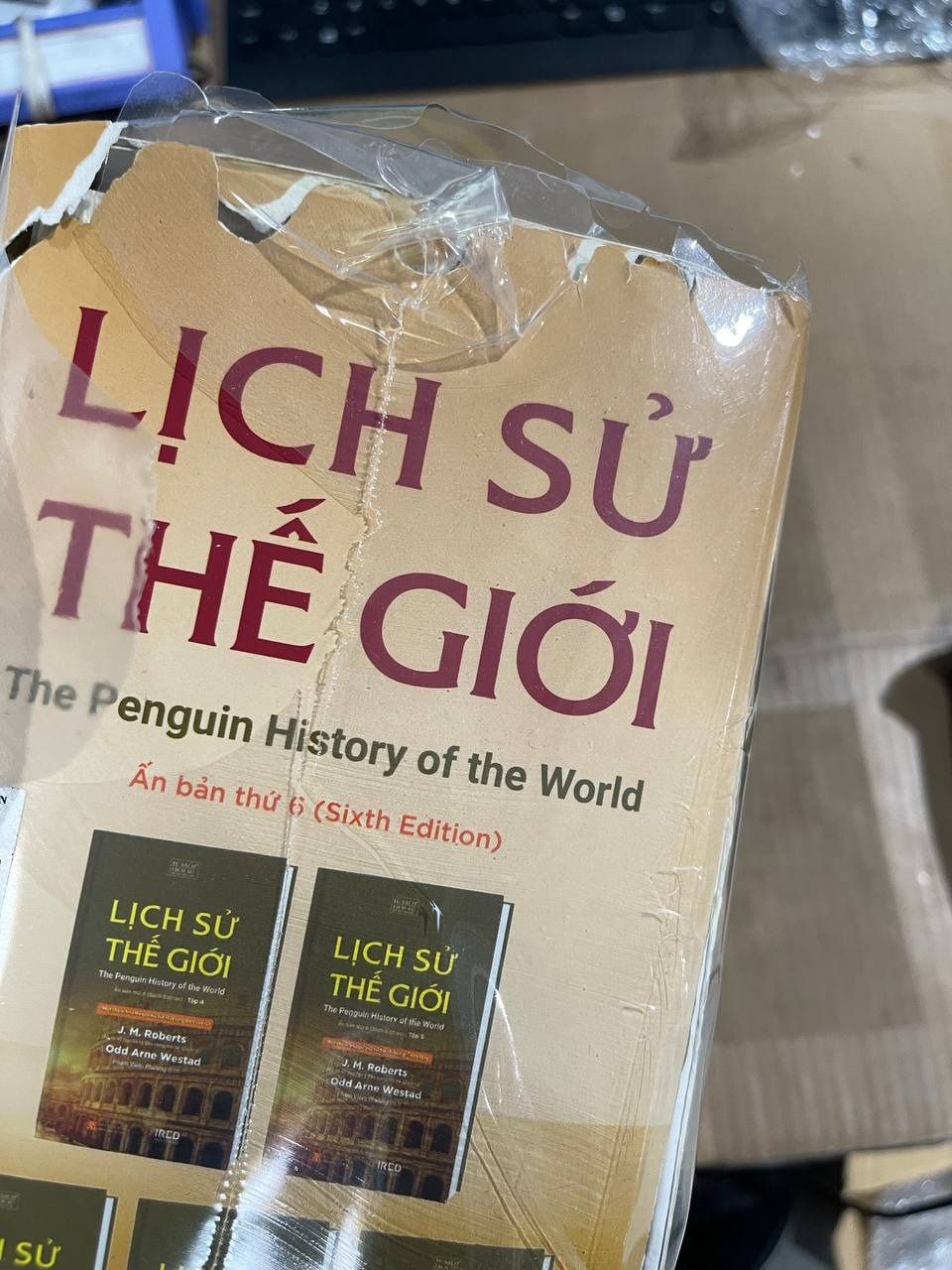 Bộ sách Lịch Sử Thế Giới - The Penguin History of the World (5 Tập)