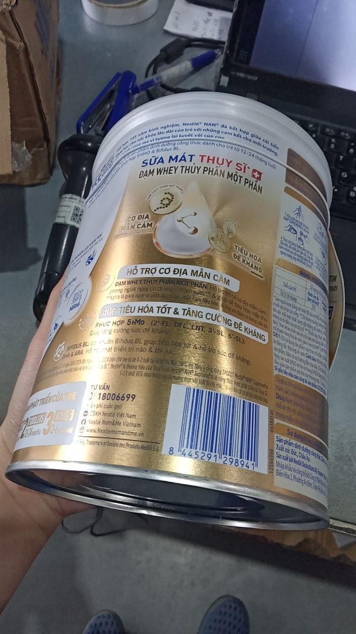 Sữa bột Nestlé NAN SUPREMEPRO 2 800g nhập khẩu Đức với 5HMO   đạm Gentle Optipro ( Dành cho trẻ từ 12 - 24 tháng tuổi)