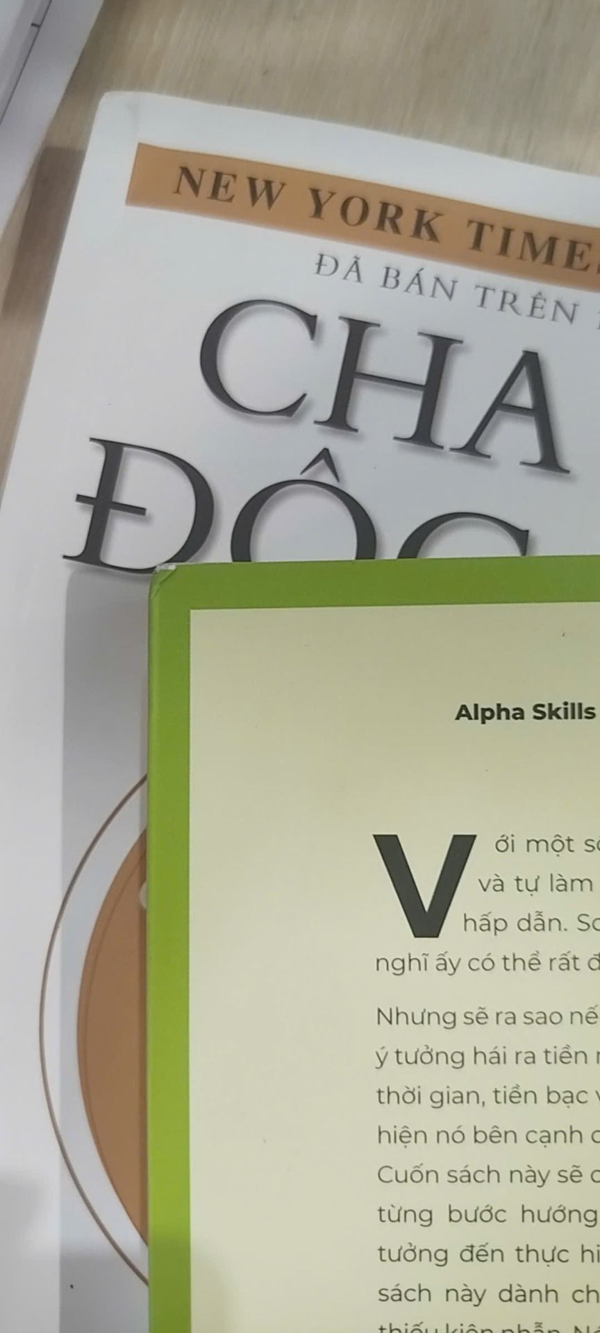 Nghề Tay Trái Hái Ra Tiền