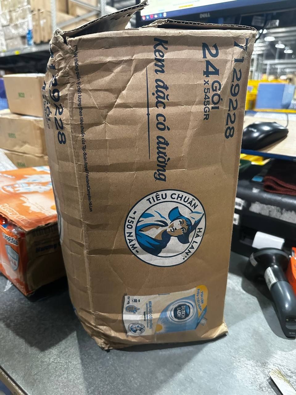 Thùng 24 túi kem đặc có đường Dutch Lady (24 túi x 545g)