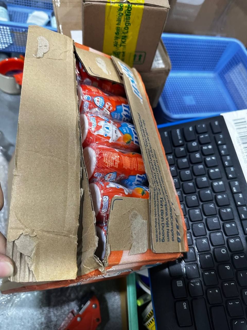 Thùng 24 túi kem đặc có đường Dutch Lady (24 túi x 545g)