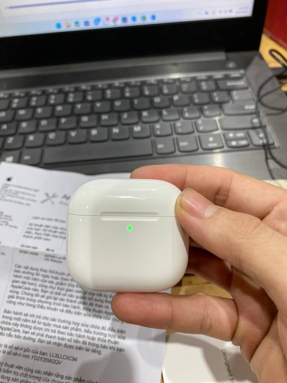 Tai nghe Bluetooth Apple AirPods 4 - Chống ồn chủ động