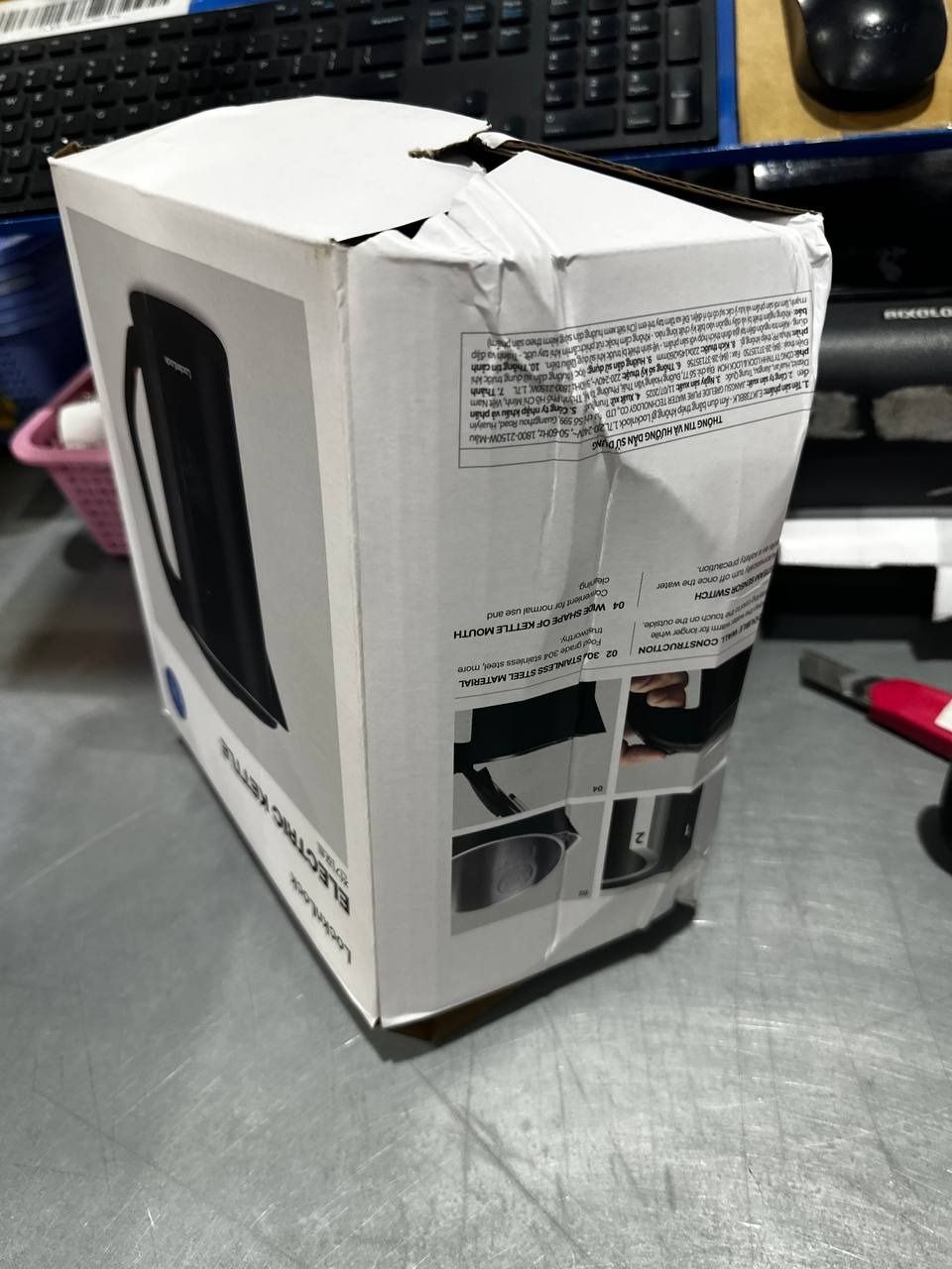 Bình Đun Siêu Tốc 2 Lớp Lock amp;Lock EJK738BLK (1.7L) - Đen - Hàng Chính Hãng