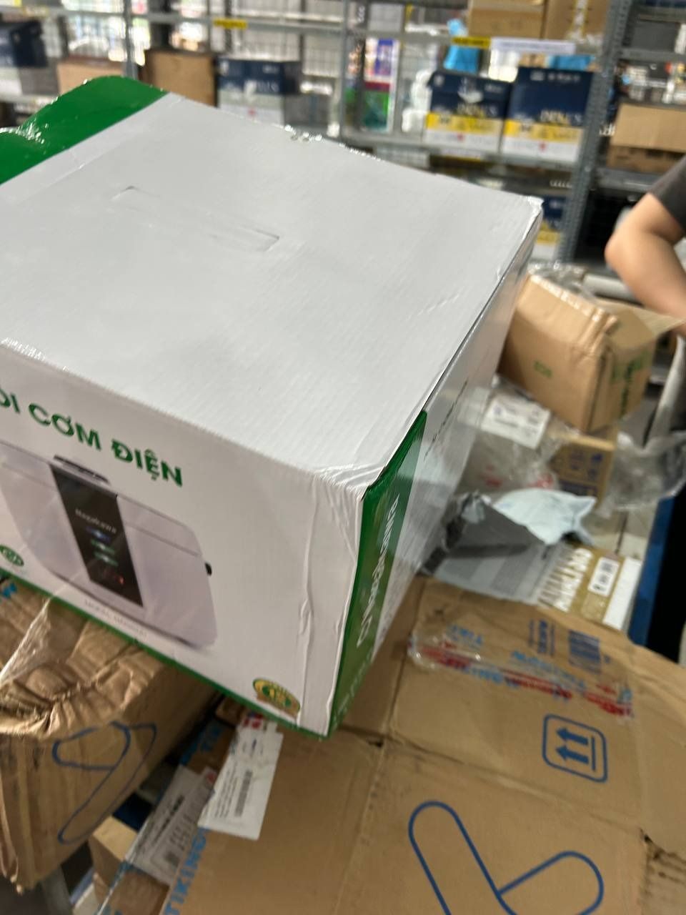 Nồi Cơm Điện Nắp Gài Nagakawa NAG0131 (1.2 Lít) - Hàng Chính Hãng