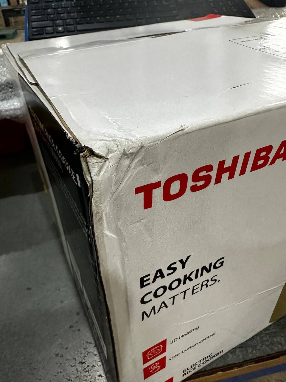 Nồi cơm nắp gài Toshiba 1 lít RC-10JH1TVN (600W)  - Hàng chính hãng