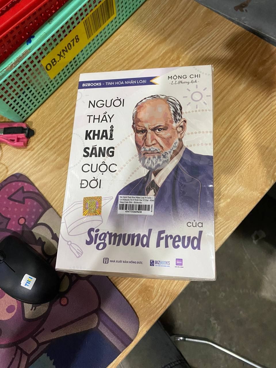 Bộ Sách Tinh Hoa Nhân Loại 9 Cuốn - Lời Khuyên Từ 9 Triết Gia Vĩ Đại - Khai Sáng Cuộc Đời - Bizbooks