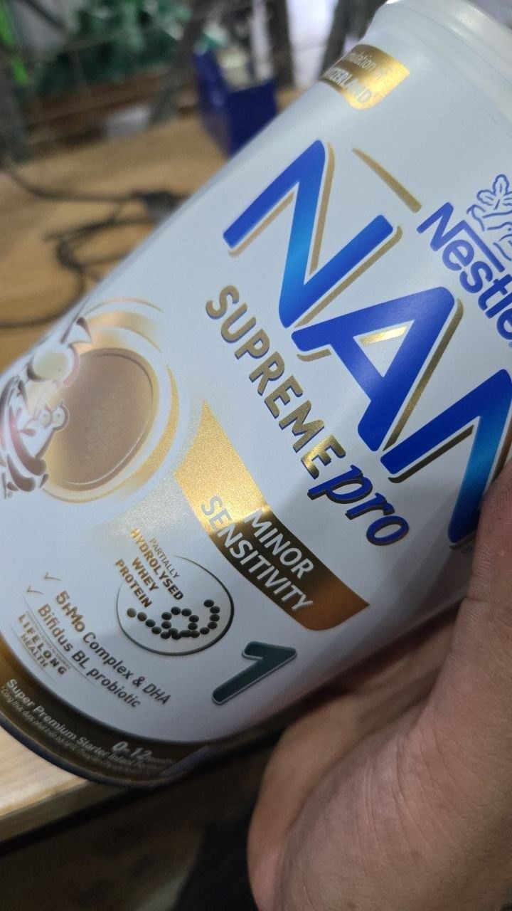 Sữa bột Nestlé NAN SUPREMEPRO 1 800g nhập khẩu Đức với 5HMO & đạm Gentle Optipro ( Dành cho trẻ từ 0 - 12 tháng tuổi)