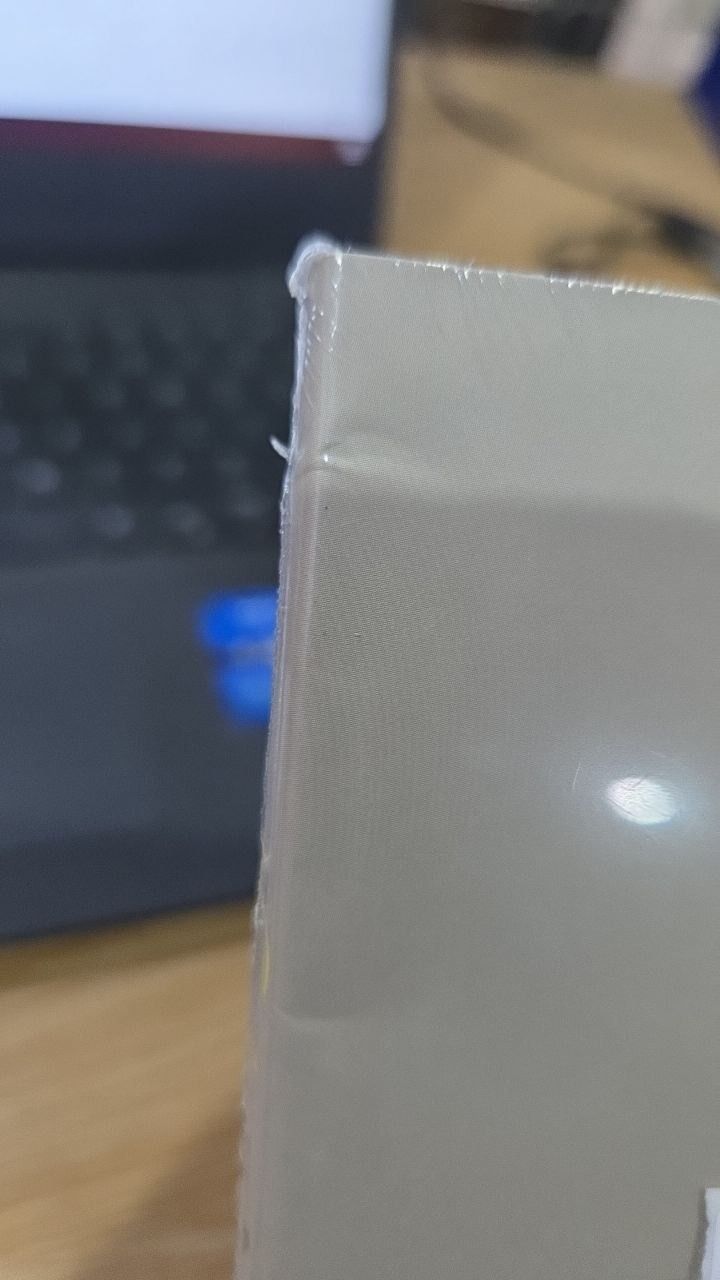 Sách Veil – Sắc Trắng Yêu Kiều - Tập 3 (Tặng Kèm Postcard)