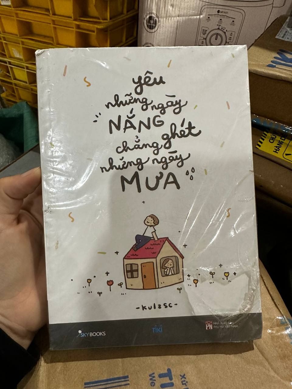 Yêu Những Ngày Nắng Chẳng Ghét Những Ngày Mưa - Bản Thường