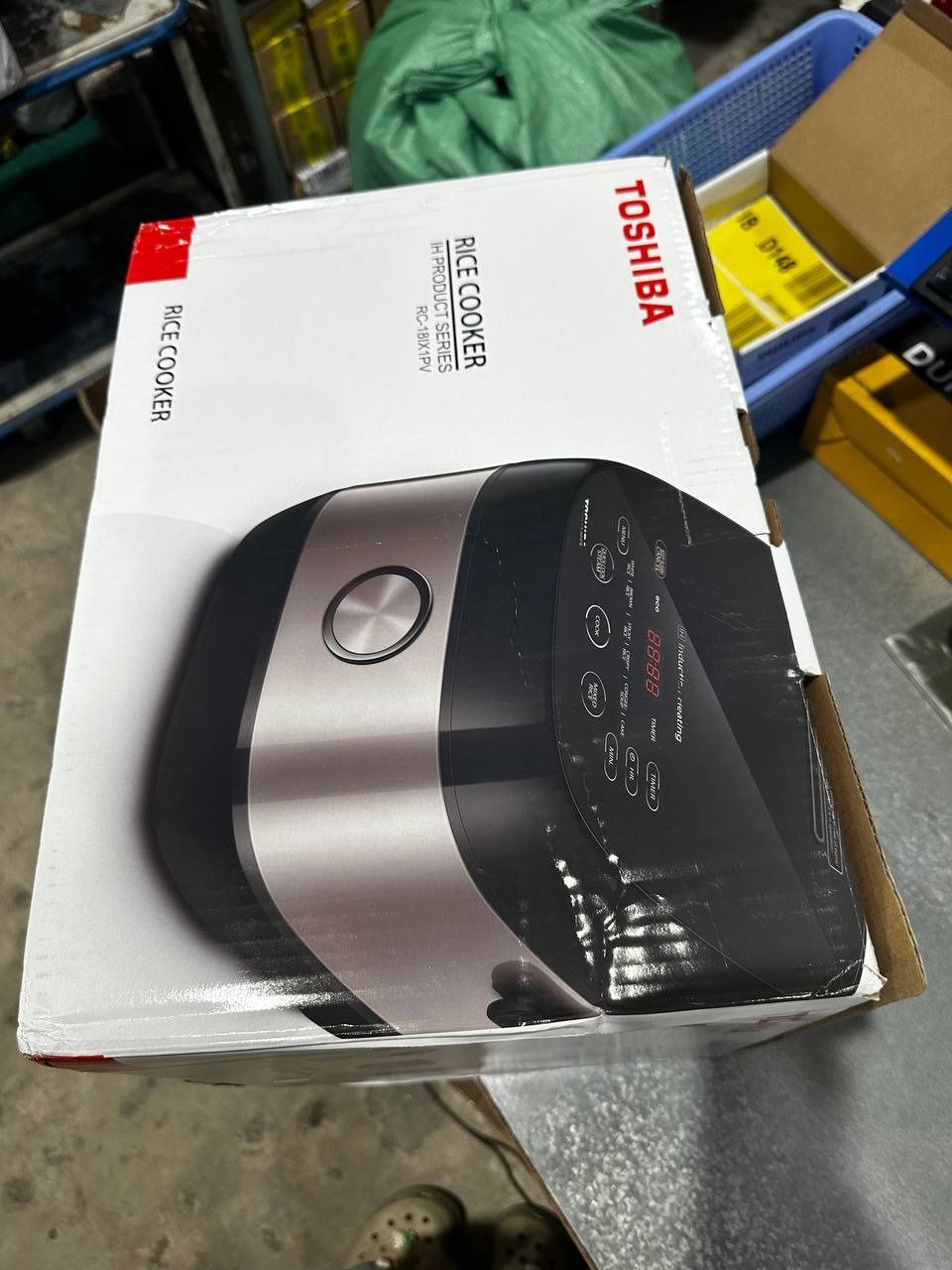 Nồi cơm cao tần Toshiba RC-18IX1PV (1.8 Lít) - Hàng Chính Hãng