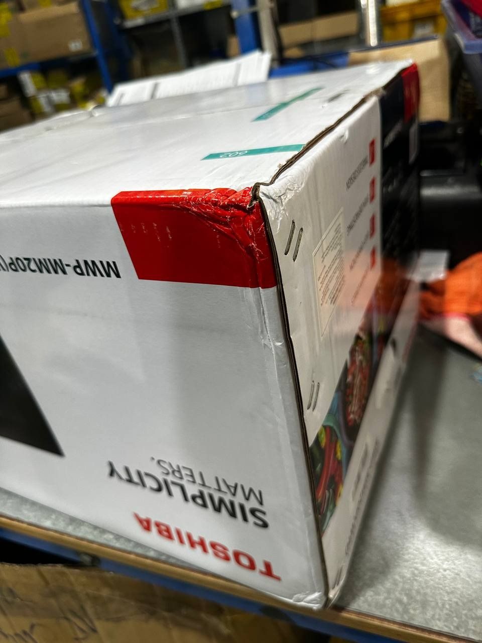 Lò vi sóng Toshiba MWP-MM20P(WH) - Dung tích 20 lít, 5 mức công suất, Kết hợp chống thấm 3 lớp, Kháng khuẩn bên trong lò - Hàng chính hãng