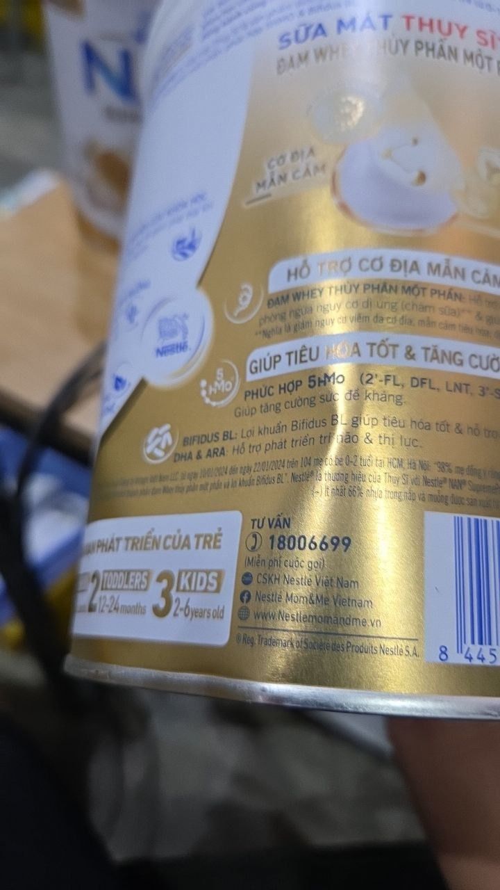 Sữa bột Nestlé NAN SUPREMEPRO 1 800g nhập khẩu Đức với 5HMO & đạm Gentle Optipro ( Dành cho trẻ từ 0 - 12 tháng tuổi)