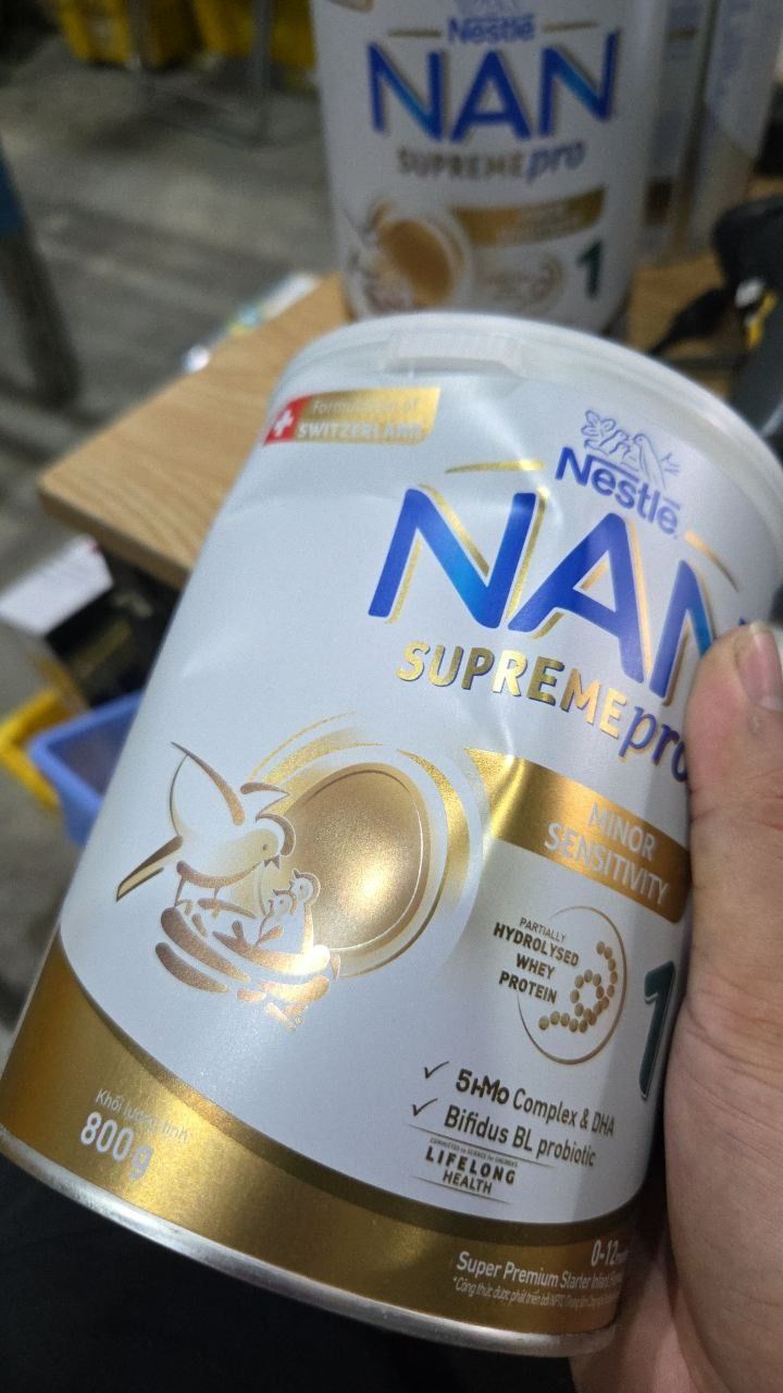 Sữa bột Nestlé NAN SUPREMEPRO 1 800g nhập khẩu Đức với 5HMO & đạm Gentle Optipro ( Dành cho trẻ từ 0 - 12 tháng tuổi)