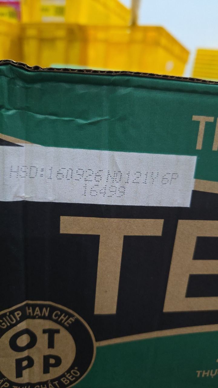 Thùng 24 Chai Trà Ô Long Tea+ Plus (320ml/Chai)