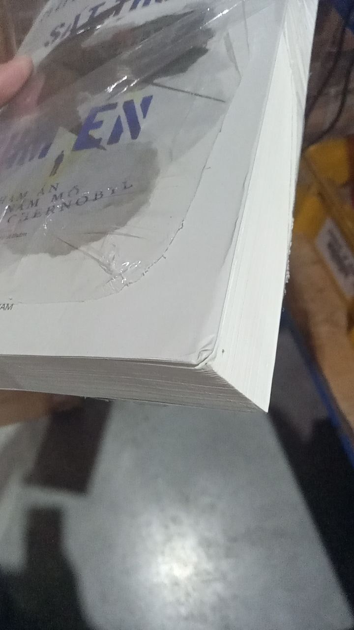 Sách Sát Thủ Chim Én - Thảm Án Giữa Nấm Mồ Hạt Nhân Chernobyl