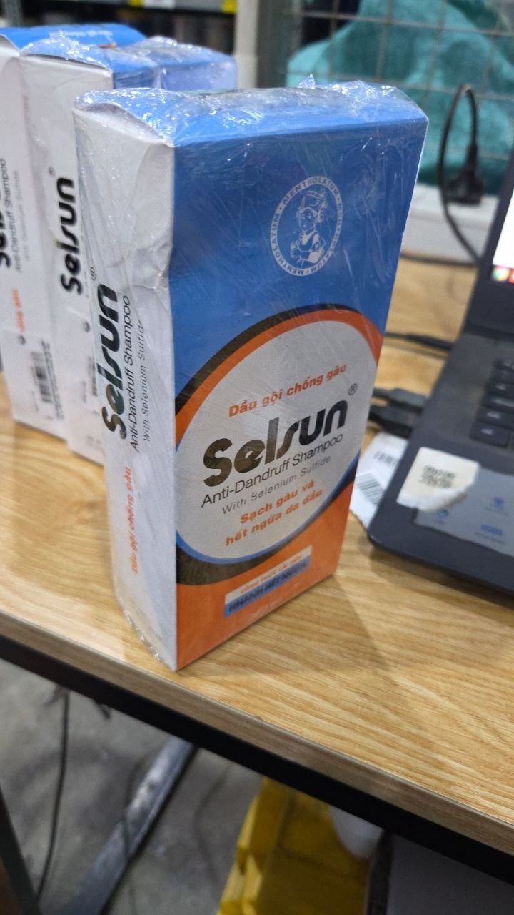 Dầu gội Selsun chống gàu, sạch gàu & hết ngứa da đầu Selsun Anti-Dandruff Shampoo 250ml