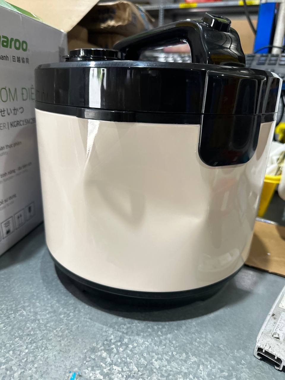 Nồi cơm điện 1,5L Kangaroo KGRC15M2BE - Hàng chính hãng